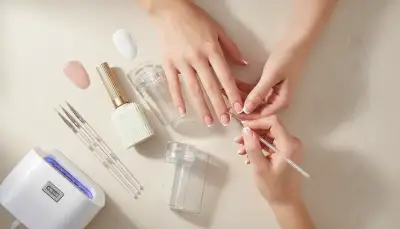 French Gele: Perfekte Nagelspitzen gestalten