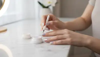 Glitzerpuder: Funkelnde Effekte für Nägel