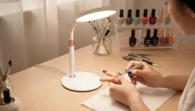 Perfektes Licht für Nageldesign