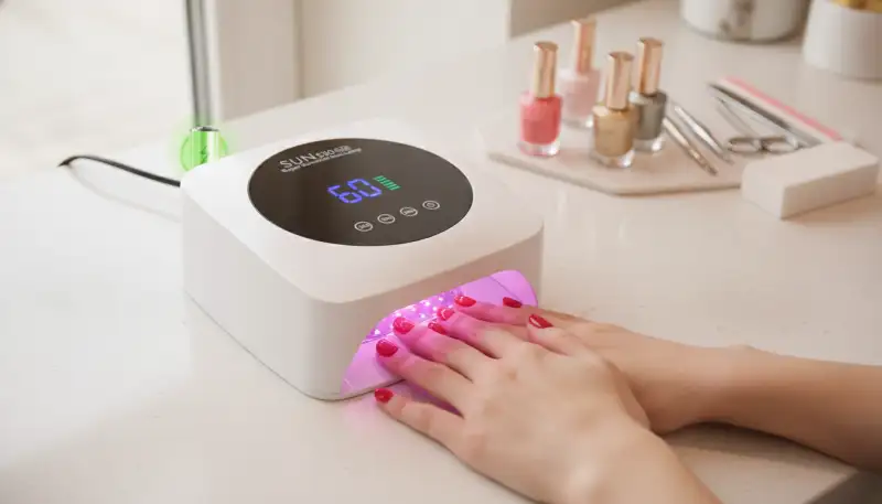 Akku-Nagellampen: Schnellladung für Effizienz